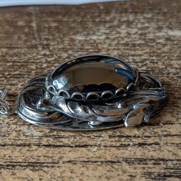 Vintage Ornate Hematite Pendant Necklace and Matching Earrings Set - Picture 8 of 14